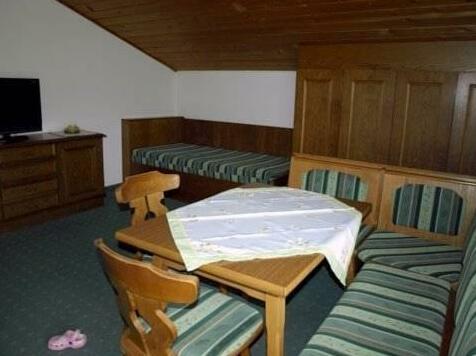 Gula - Hof Pension - Photo3