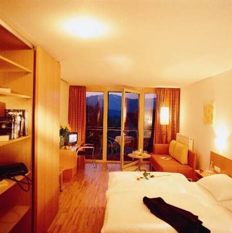 Hotel Gasthof Lowen Lingenau - Photo3