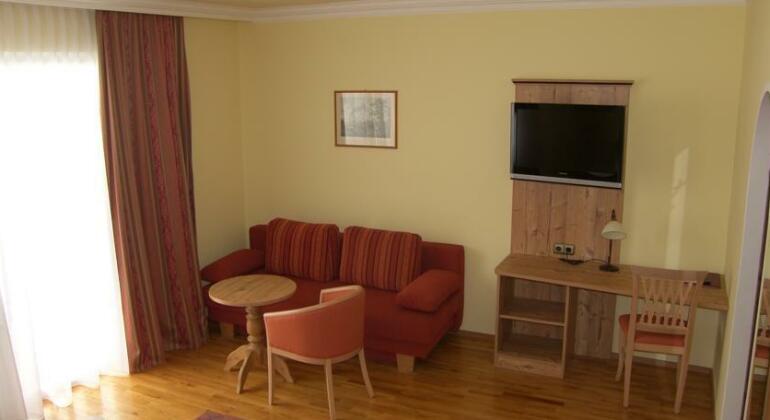 Landhotel Zellerhof - Photo3