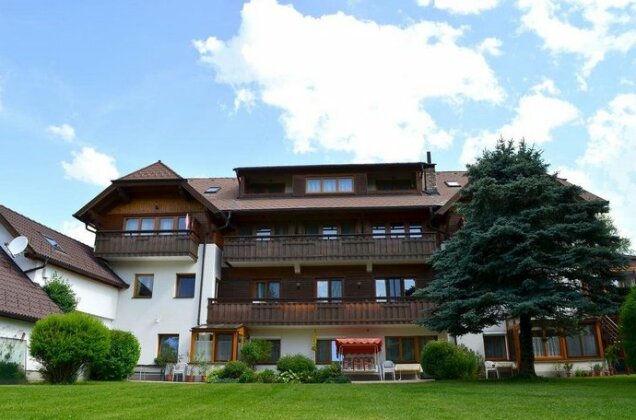  Photo 3