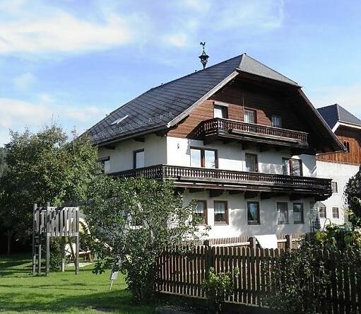  Photo 1
