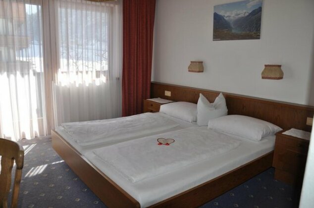 Gastehaus Holaus - Photo5