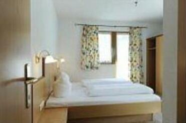 Gastehaus Huber Mayrhofen - Photo4