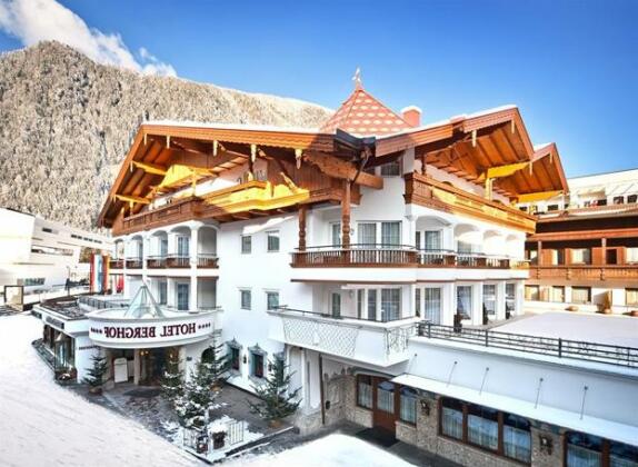Hotel Berghof Mayrhofen - Photo2