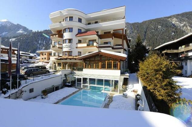 Hotel Zillertalerhof Mayrhofen - Photo2