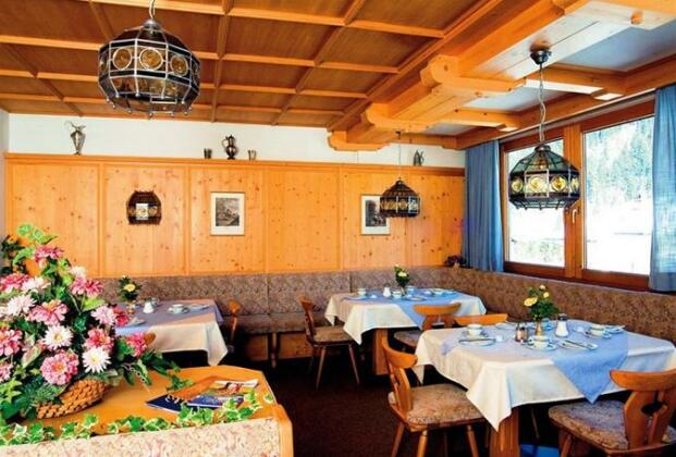 Jennewein Gastehaus Mayrhofen - Photo4