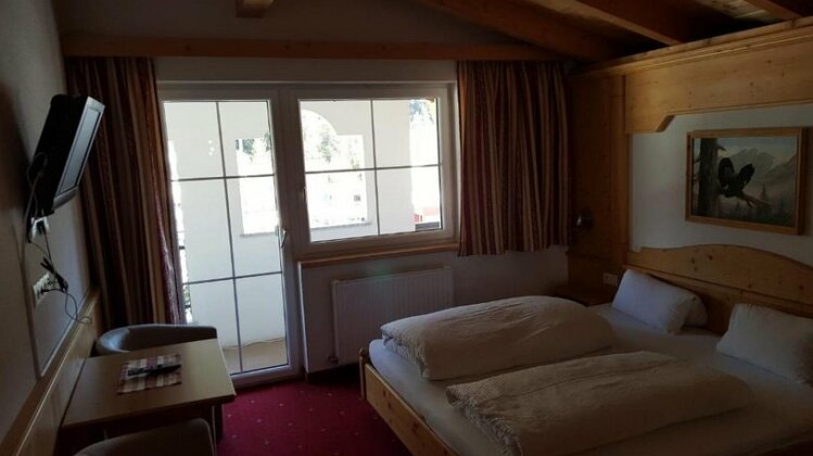 Alpenhotel Gurgltalblick - Photo2