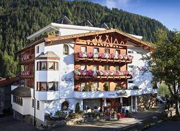 Alpen-Comfort-Hotel Central - Photo2
