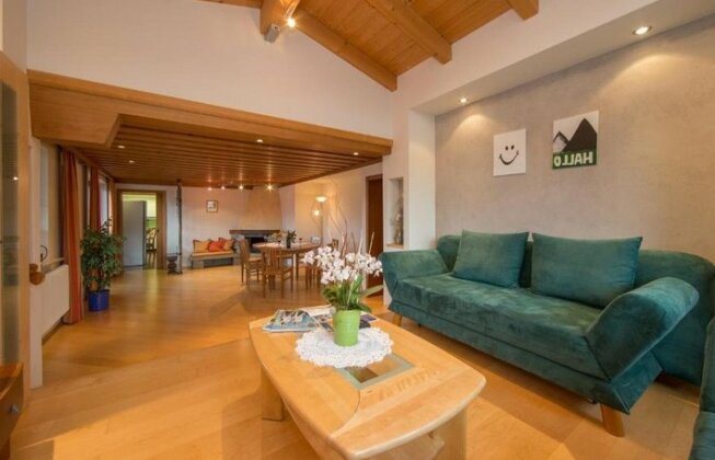 Holzl Bed & Breakfast - Photo4