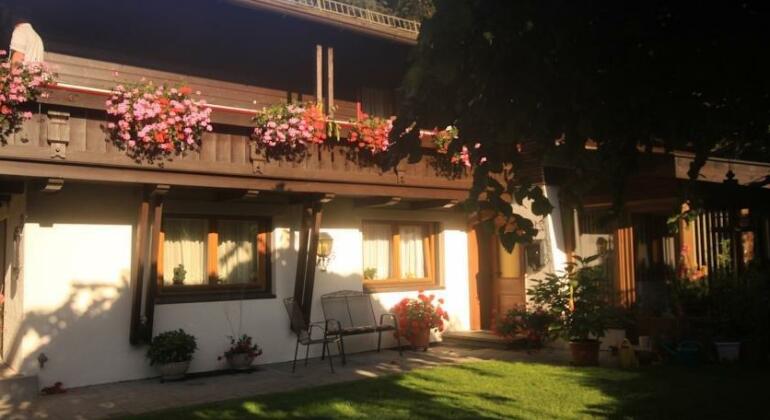 Privatzimmer Kammerlander - Photo2