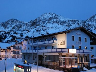 Hotel Garni Taurach