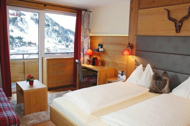 Hotel Kristall Obertauern - Photo3