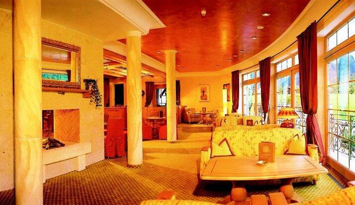 Superior Alpine Wellnesshotel Karwendel - Photo5