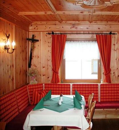 Hotel Gasthof Traube - Photo2