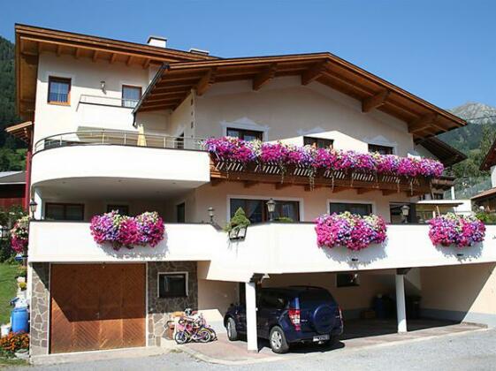 Interhome - Starjakob - Photo2