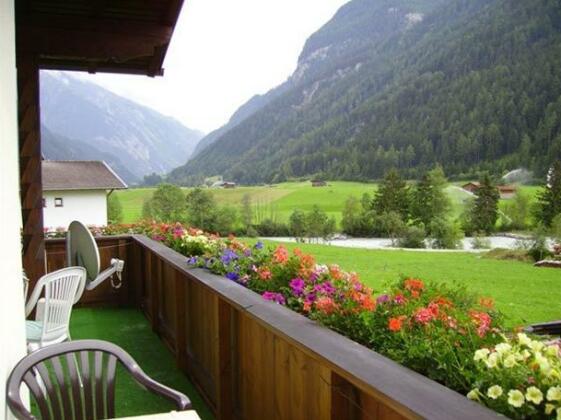 Haus File - Photo3