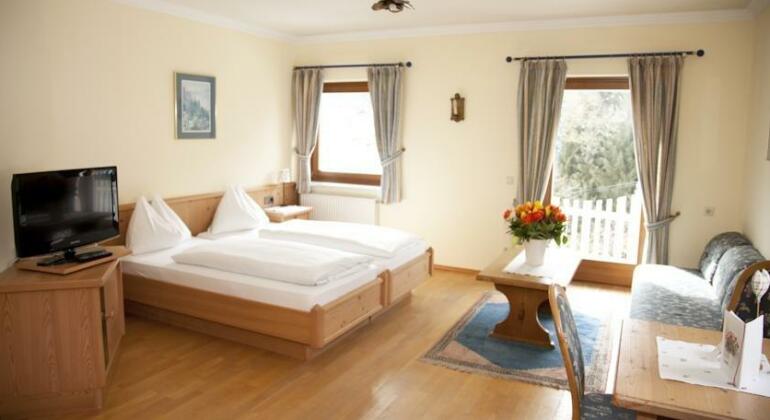 Hotel Pension Theresia - Photo3