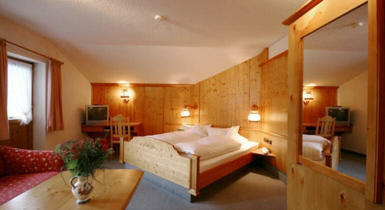 TIPTOP-Hotel Alpensonne - Photo4