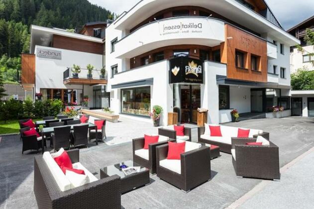 Hotel Rundeck - Photo2