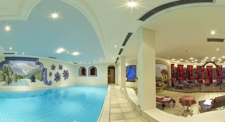 Hotel Sportalm Sankt Leonhard im Pitztal - Photo4