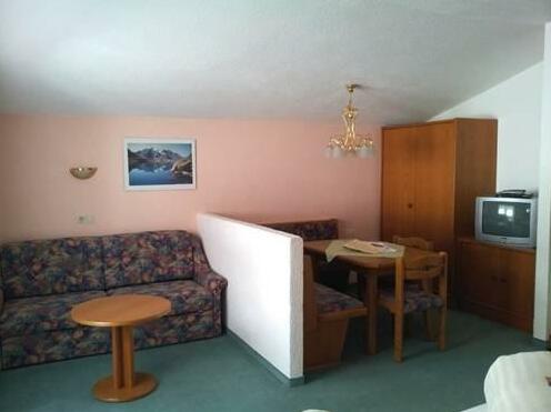 Pension Alpin - Photo4