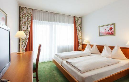 Landzeit Motor-Hotel St Valentin - Photo5