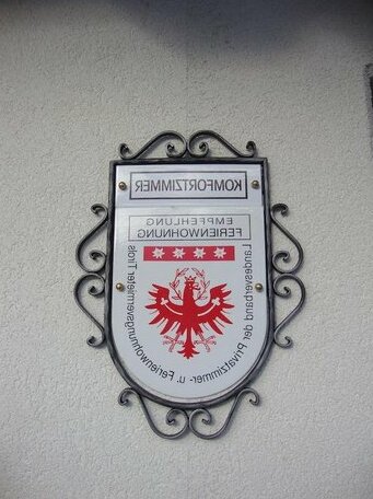 Haus Alpenfrieden Sankt Veit in Defereggen - Photo2