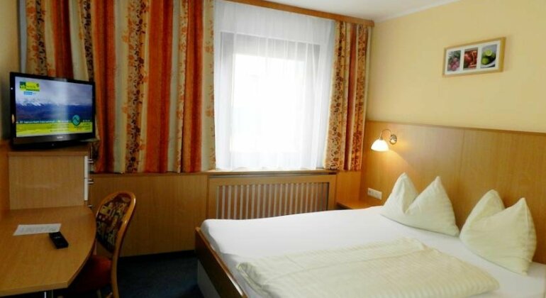Hotel Garni Erlbacher - Photo4