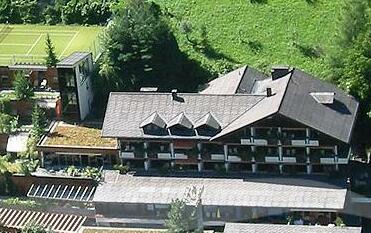 Aktiv & Spa Hotel Alpenrose - Photo2