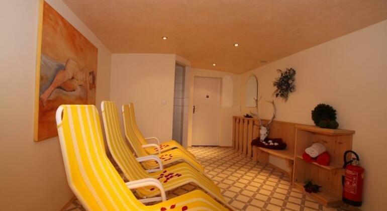 St Lukas Apartments - Photo4