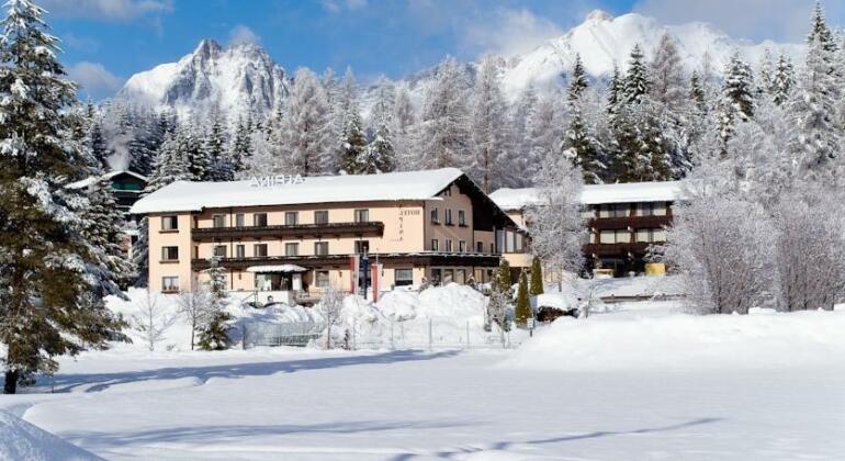 Hotel Alpina Seefeld - Photo2