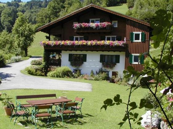 Bauernhof Urlaub am Bio und Bergbauernhof Saller im Montafon