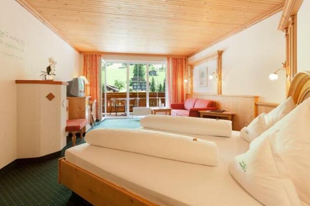 Hotel Hirschen Silbertal - Photo3
