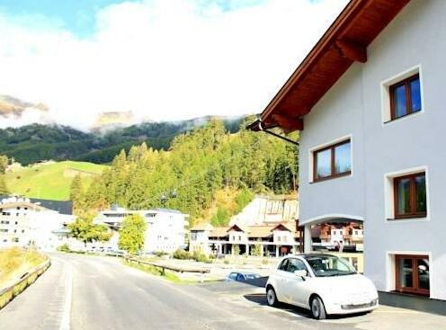 Backelar's Apart - Photo2