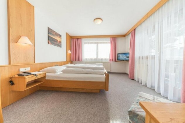 Pension Miramonte - Photo5