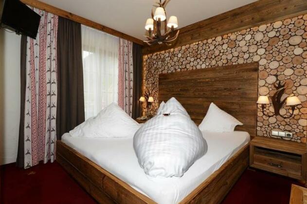 Hotel Restaurant Hexenalm - Photo3