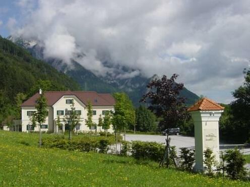 Landhaus Schloss Stainach - Photo2