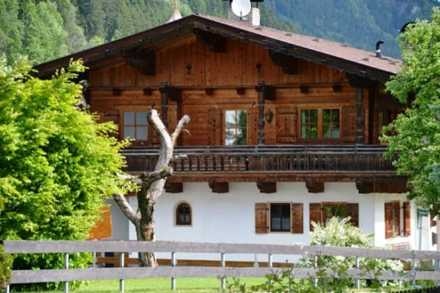 Denggerhof - Photo2