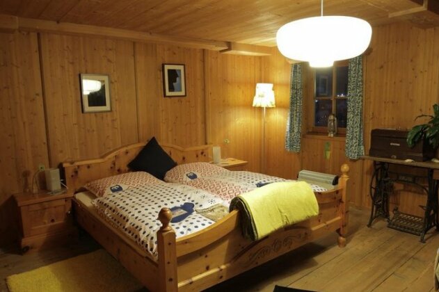 Bluebird Mountain Hostel - Photo3