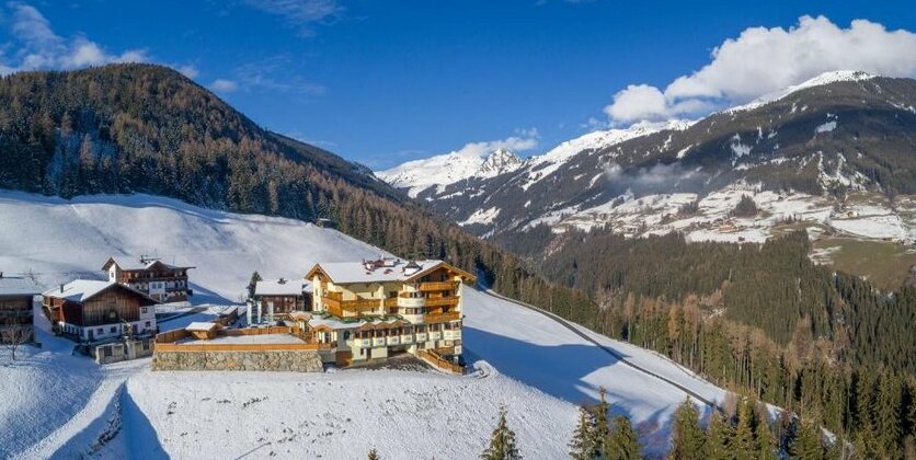 Gasthof Tannen - Alm - Photo2