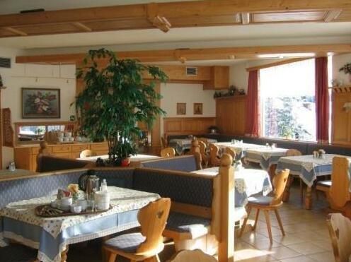 Hotel Pension Sonnenuhr - Photo5