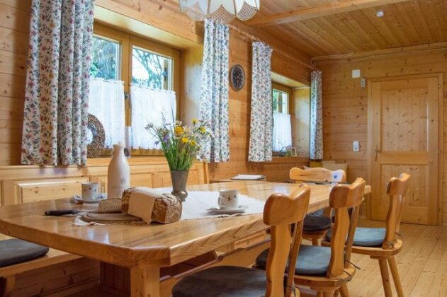 Gomig Hutte Thurn - Photo2