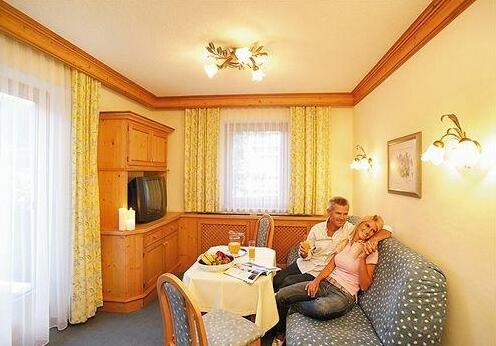 Hotel Pension Sonnleiten - Photo3