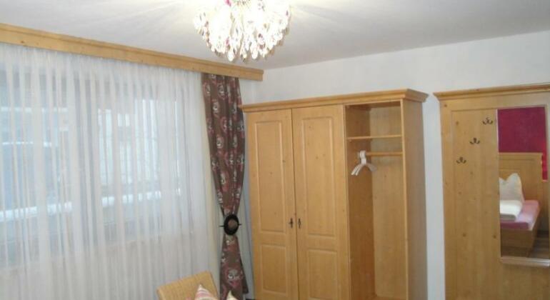 Apart Tyrol - Photo3