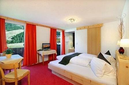 Berghotel-Gasthof Gstrein - Photo3