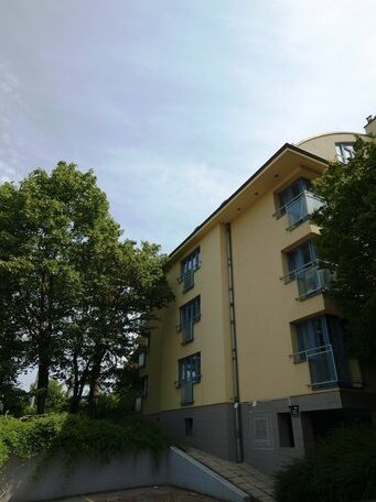 CheckVienna - Apartmenthaus Hietzing