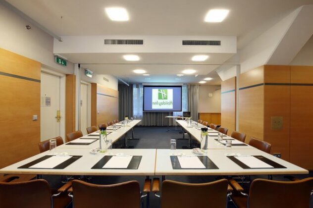 Holiday Inn Vienna City - Photo2