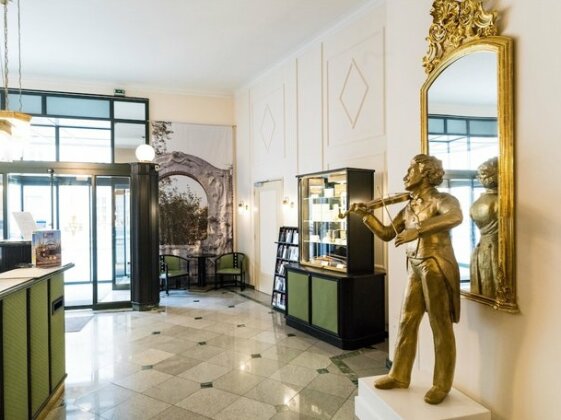 Hotel Johann Strauss - Photo4