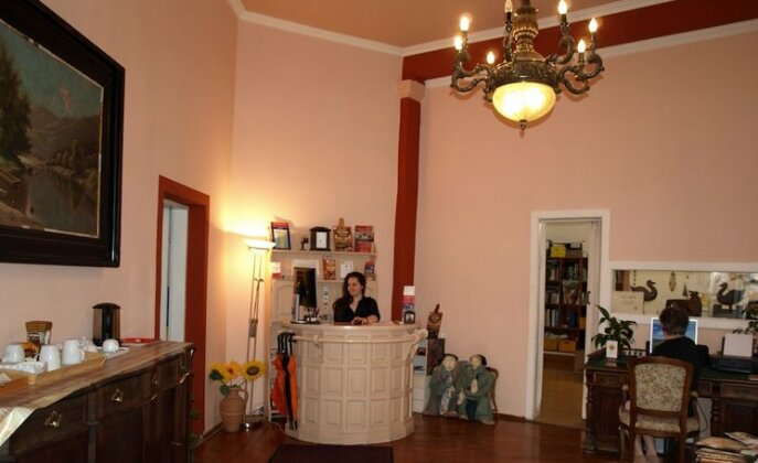 Hotel Liechtenstein Apartments II - Photo3