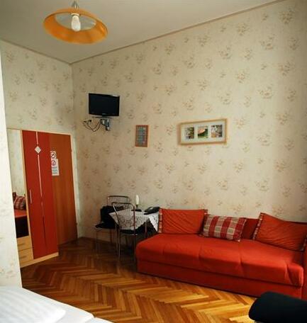 Hotel Pension ARPI - Photo2